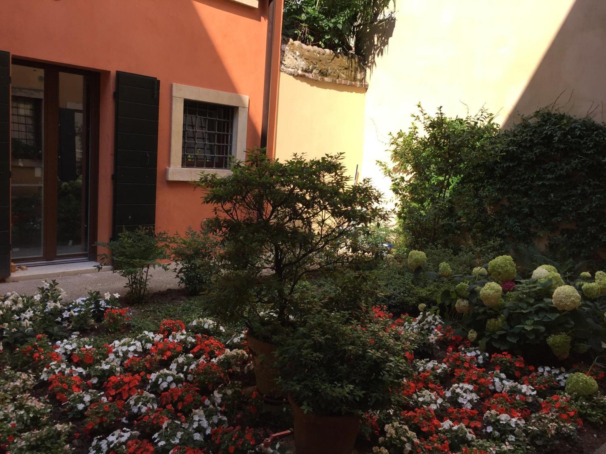 L'Angolino Nascosto - Verona, Verona